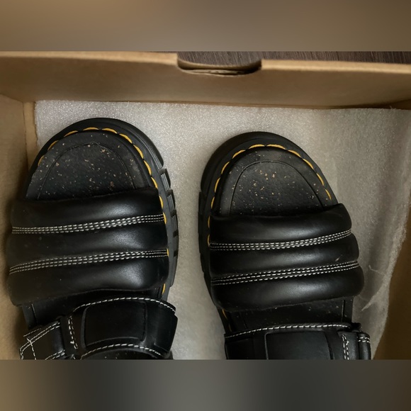 Doc Martens sandals NWB - Picture 5 of 8